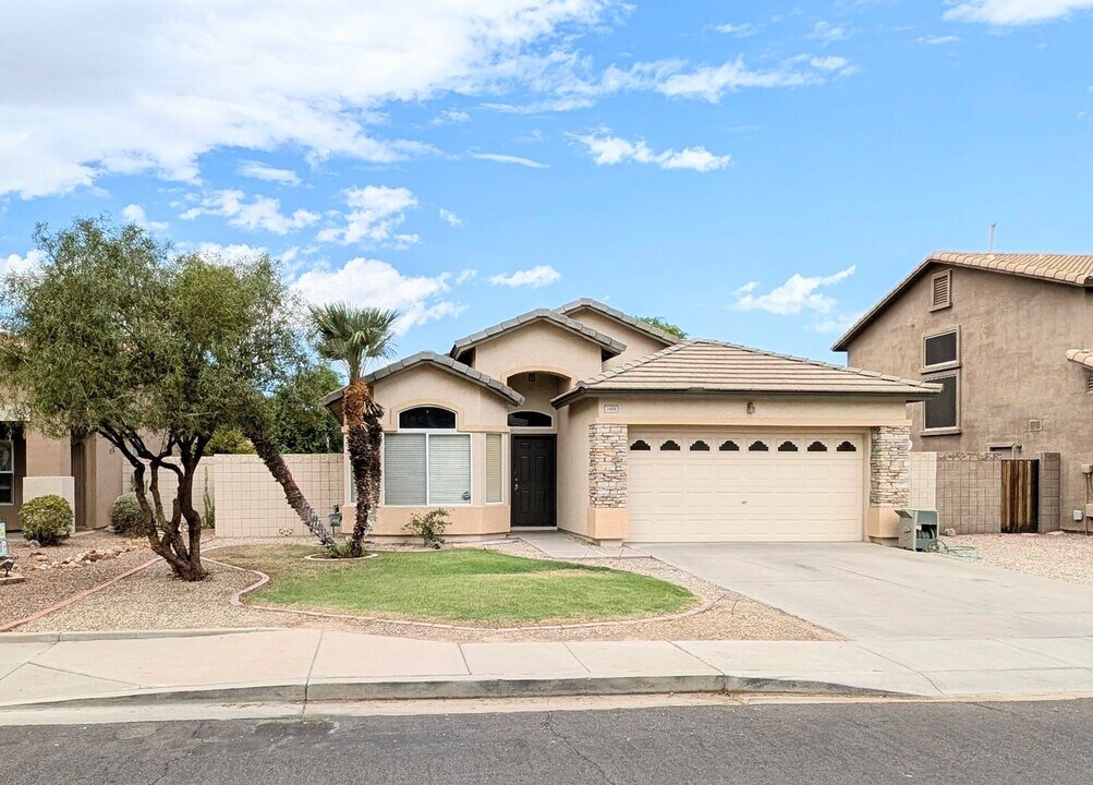 3484 S Arroyo Ln in Gilbert, AZ - Foto de edificio