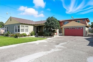 782 Lewis St, Unit 1921 in Pomona, CA - Building Photo