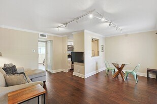 3402 Garrott St in Houston, TX - Building Photo