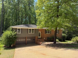 307 Lancaster Ave in Auburn, AL - Building Photo