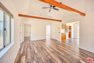 655 Brooks Ave in Los Angeles, CA - Building Photo - Building Photo