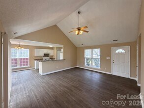 507 Shafter Ct in Charlotte, NC - Foto de edificio - Building Photo