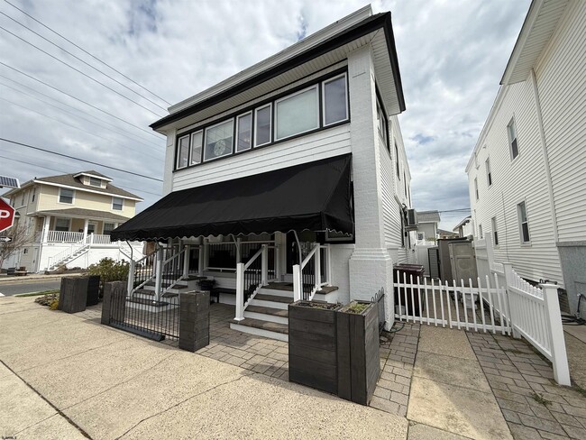23 N Rosborough Ave in Ventnor City, NJ - Building Photo - Building Photo