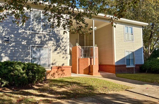 Parkside at Fairview in Fountain Inn, SC - Building Photo - Building Photo