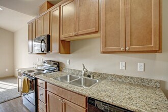 Riverside 9 in Wenatchee, WA - Building Photo - Building Photo