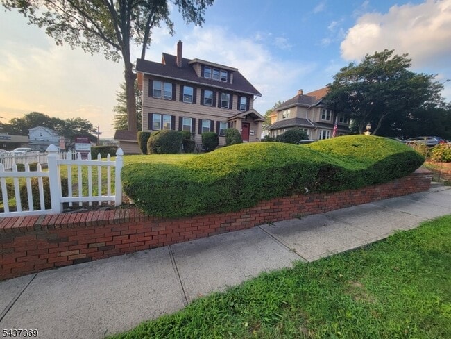 property at 1 Berkeley Heights Park