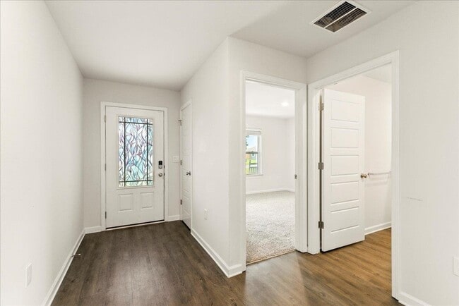 18 E Sycamore Trl in Crawfordville, FL - Building Photo - Building Photo