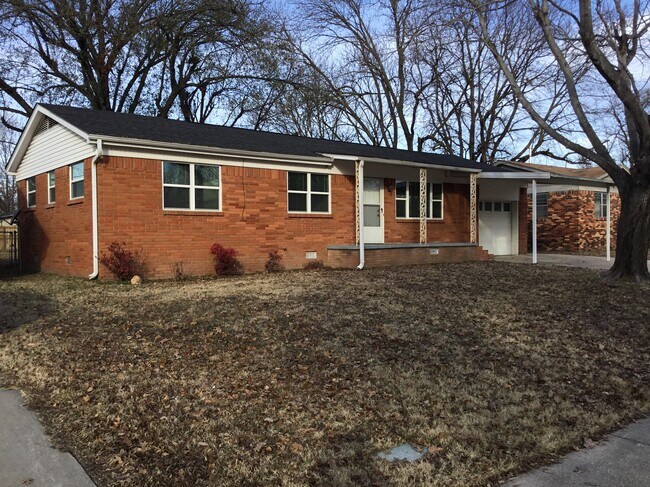 8200 Cypress Ave in Fort Smith, AR - Building Photo - Building Photo