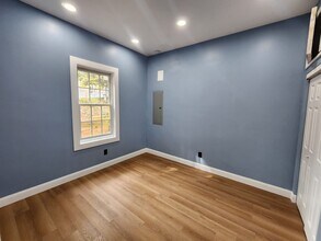 1000 Longley Ave NW in Atlanta, GA - Foto de edificio - Building Photo