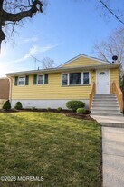 40 Liberty St in Freehold, NJ - Building Photo