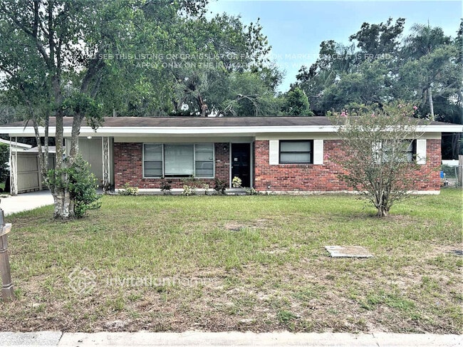 property at 507 Greenbay Ave