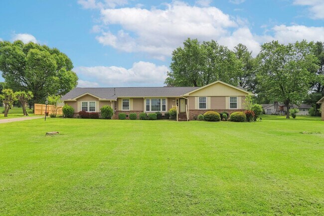 505 W Angela Cir in Goodlettsville, TN - Building Photo - Building Photo