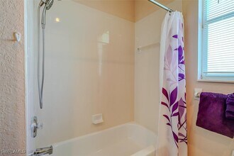 5613 Harbour Cir in Cape Coral, FL - Building Photo - Building Photo