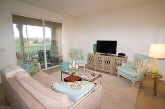 2710 Cypress Trace Cir in Naples, FL - Building Photo - Building Photo