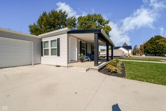 340 S Walnut St in Atlanta, IN - Building Photo - Building Photo