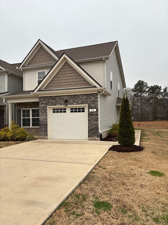 94 Creek Wood Rd in Manchester, TN - Building Photo - Building Photo