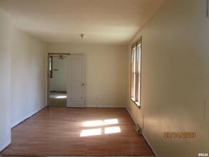 1706 Pike Rd in Savanna, IL - Building Photo - Building Photo