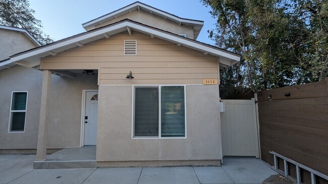 property at 342 Pasadena Ave