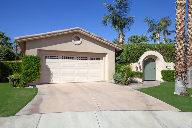 78840 Vía Ventana in La Quinta, CA - Foto de edificio - Building Photo