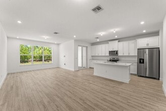 3567 NW Solange Ct in Jensen Beach, FL - Building Photo - Building Photo