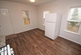 18 Riverview Ln in Bettendorf, IA - Building Photo - Building Photo