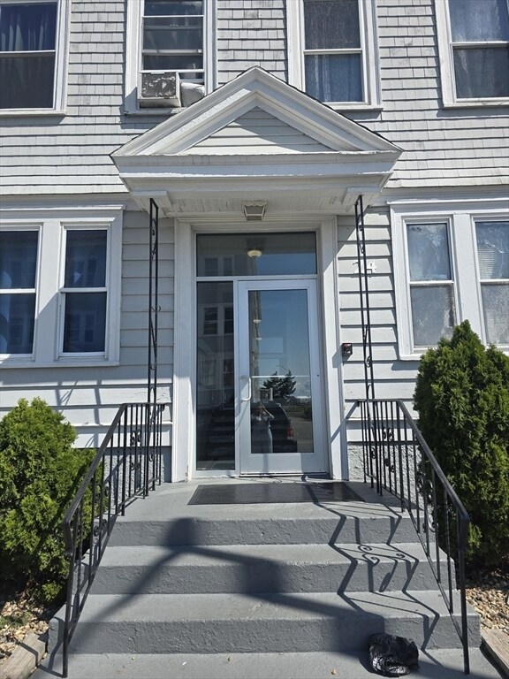 24 Surfside Rd in Lynn, MA - Building Photo - Building Photo