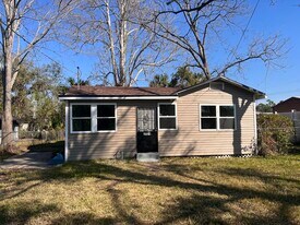 2821 W 11th St in Jacksonville, FL - Building Photo
