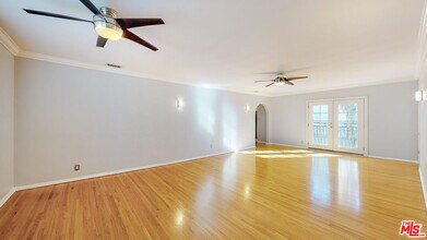 432 S Doheny Dr in Beverly Hills, CA - Building Photo - Building Photo