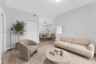 2331 NW 96th Terrace in Pembroke Pines, FL - Building Photo - Building Photo