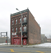 2930 Cass Ave in Detroit, MI - Foto de edificio - Building Photo