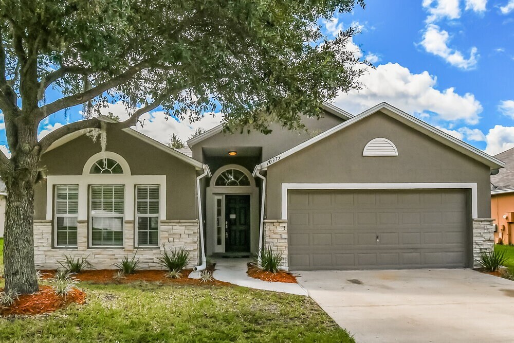 10373 Marsh Hawk Dr in Jacksonville, FL - Building Photo
