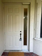 7515 Bristol Cir in Naples, FL - Building Photo - Building Photo