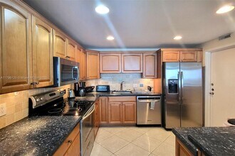 2101 S Ocean Dr in Hollywood, FL - Foto de edificio - Building Photo