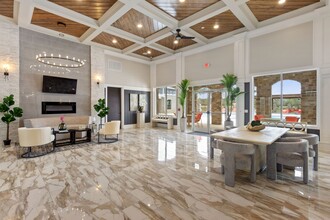 Lakeside at Southwood in Tallahassee, FL - Building Photo - Building Photo