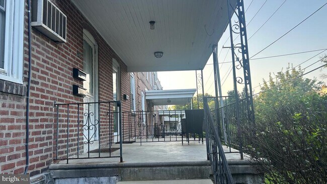 8119 Ardleigh St in Philadelphia, PA - Building Photo - Building Photo