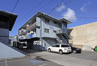 1723 Kahai St in Honolulu, HI - Building Photo - Building Photo