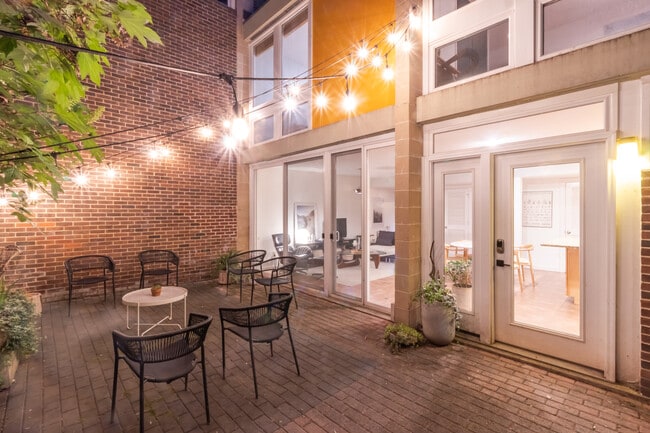 11506 Hickory Cluster in Reston, VA - Building Photo - Building Photo