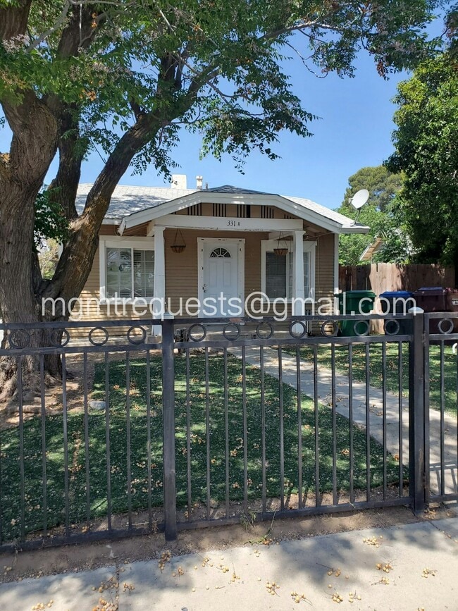 property at 331 N 5th St