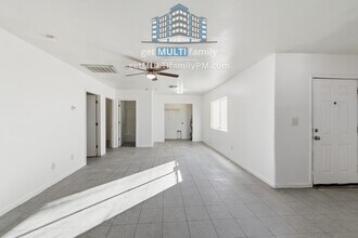 1224 E Apache St in Phoenix, AZ - Building Photo - Building Photo