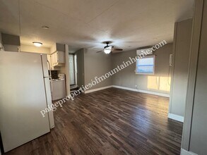 49 Christopher Ln in Mountain Home, AR - Building Photo - Building Photo