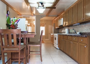 94-1015-1015 Pupuhi St in Waipahu, HI - Building Photo - Building Photo