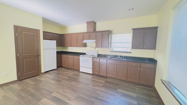 211 Fig Dr in Edinburg, TX - Building Photo - Building Photo