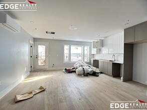 52 Bennett St, Unit 1 in Boston, MA - Building Photo - Building Photo