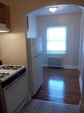 220 Allison St NW in Washington, DC - Foto de edificio - Building Photo