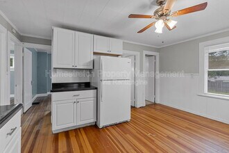 3215 St Catherine St in Florissant, MO - Foto de edificio - Building Photo