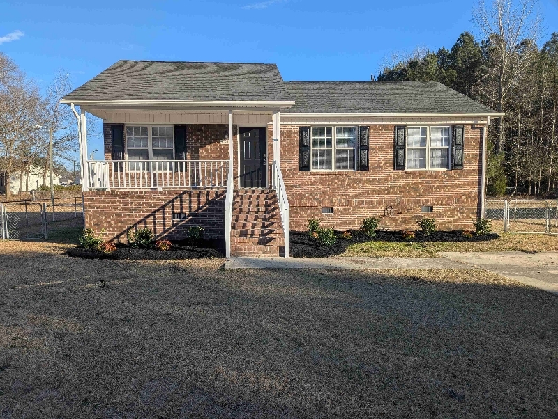 1310 Ben Brewington Ct in Goldsboro, NC - Building Photo