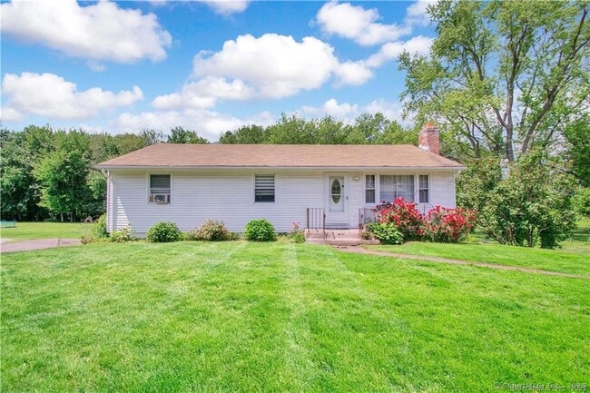 1519 Sullivan Ave in South Windsor, CT - Foto de edificio - Building Photo