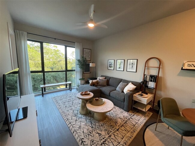 property at 2727 Houston Ave