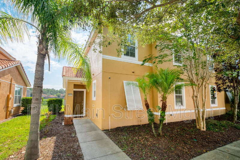 541 Las Fuentes Dr in Kissimmee, FL - Building Photo