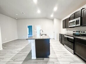 2918 Urbana Ave in Lubbock, TX - Building Photo - Building Photo